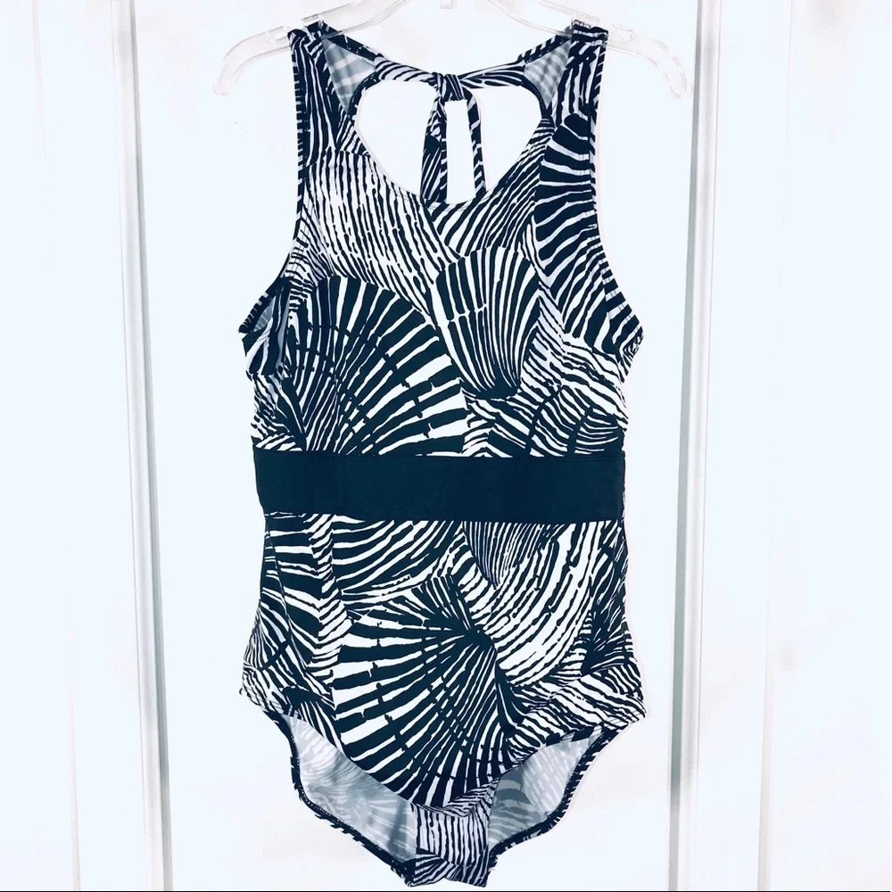 🌸HOST PICK🌸Jaclyn Smith Zebra Swimsuit, Size 14